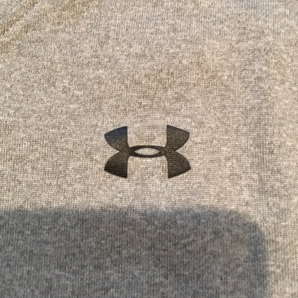 NWOT Under Armour Shirt - Picture 4 of 6