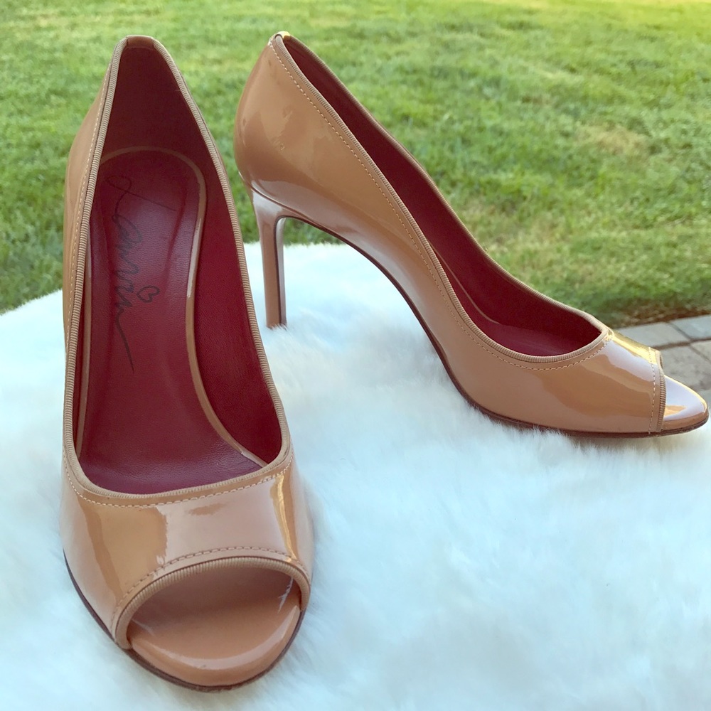 Lanvin patent leather nude peep toe size 38