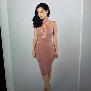 Omnia Dress