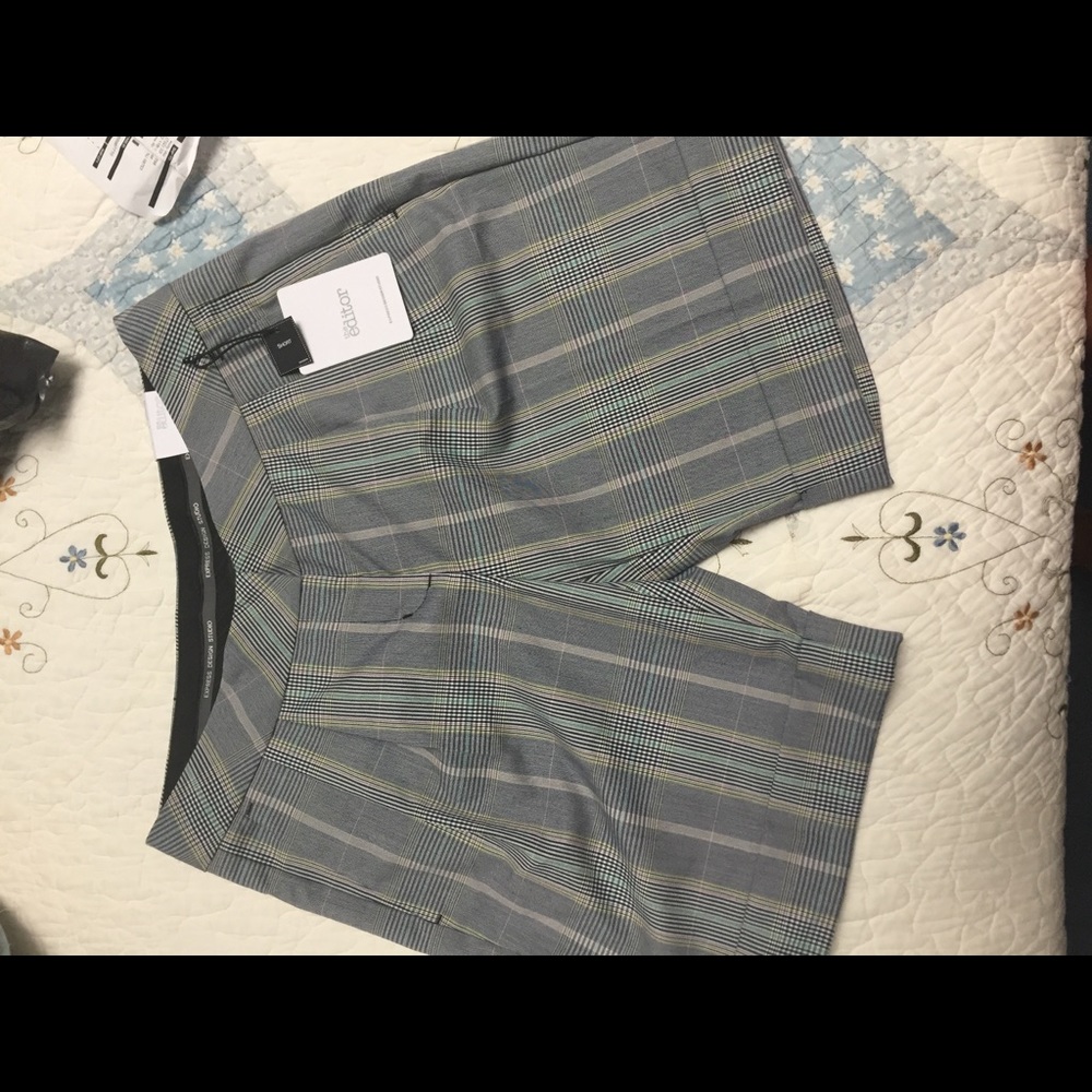 Express editor short size 2 bnwt
