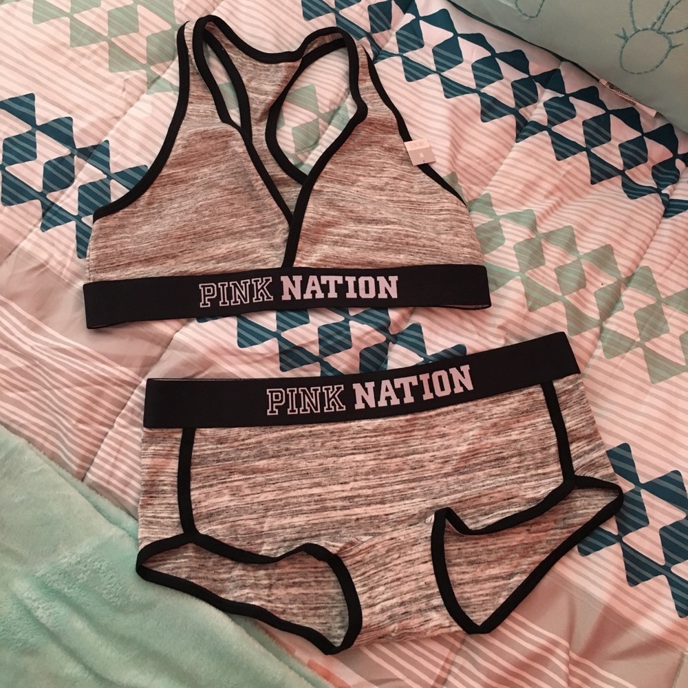 Cute VS Razorback & Boyshort Set