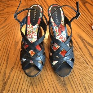 Madden girl wedges