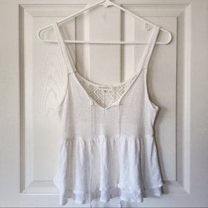 White Aeropostale tank with lace back