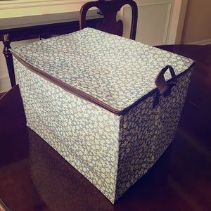 NWOT thirty-one Large Insulated Cooler!