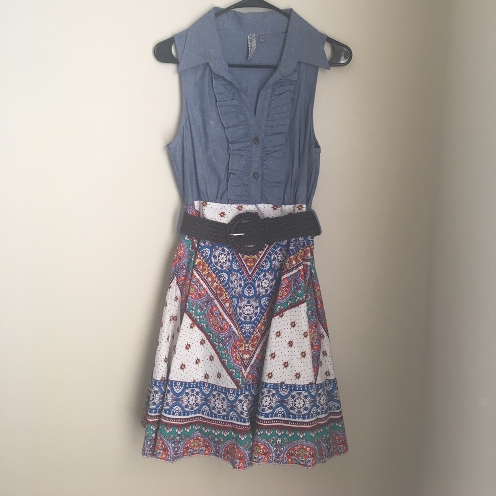 🌹Denim and Floral Flaring Dress🌹