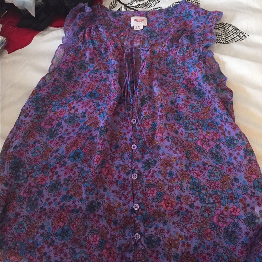 Cute floral top