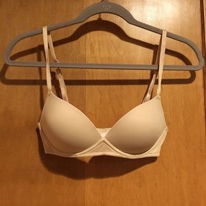 VS PINK Nude bra