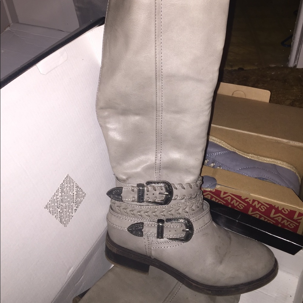 Steve Madden Boots