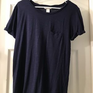 H&M navy pocket tee