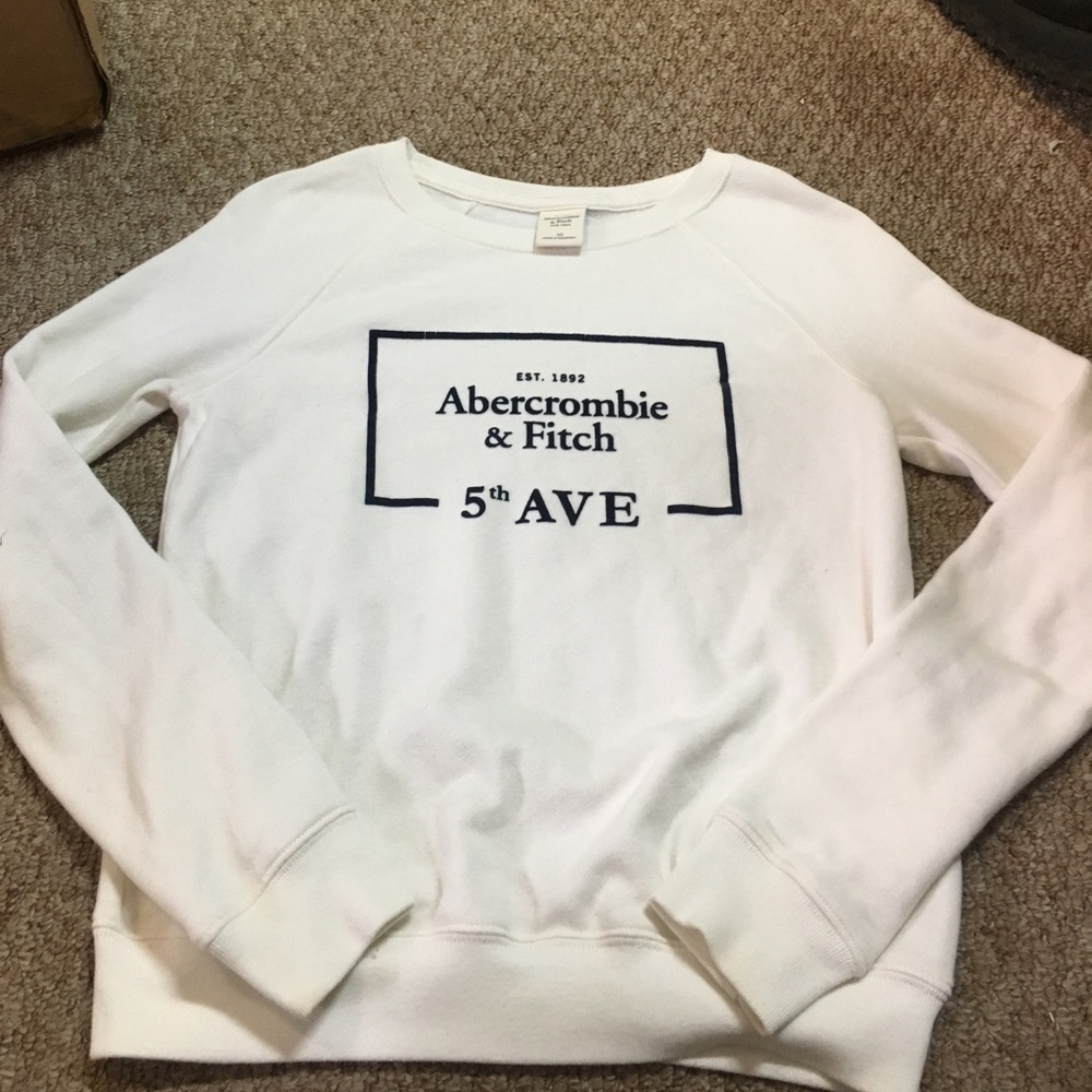 Abercrombie & Fitch Sweater