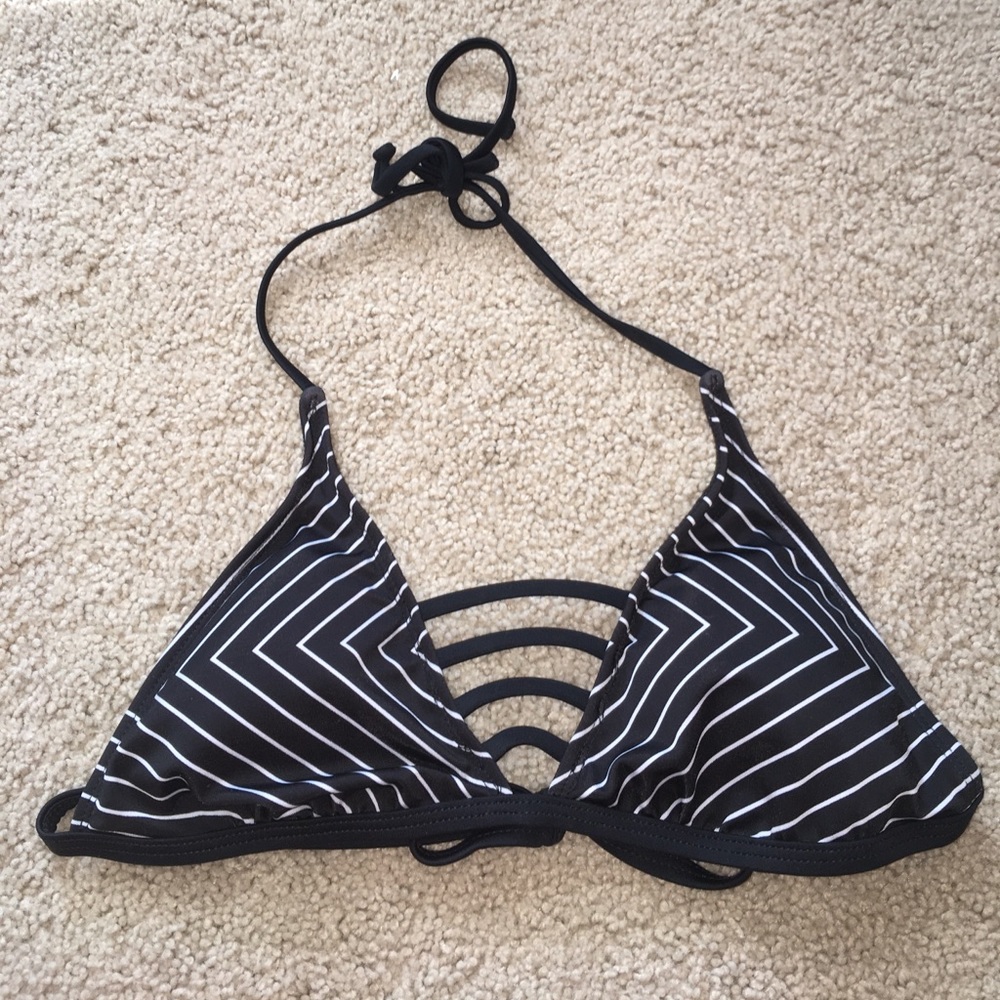 NWOT Buckle Swimsuit Top