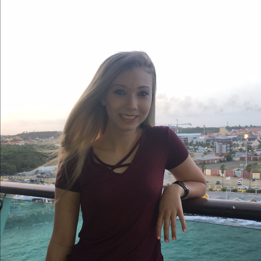 Meet your Posher, Jenna