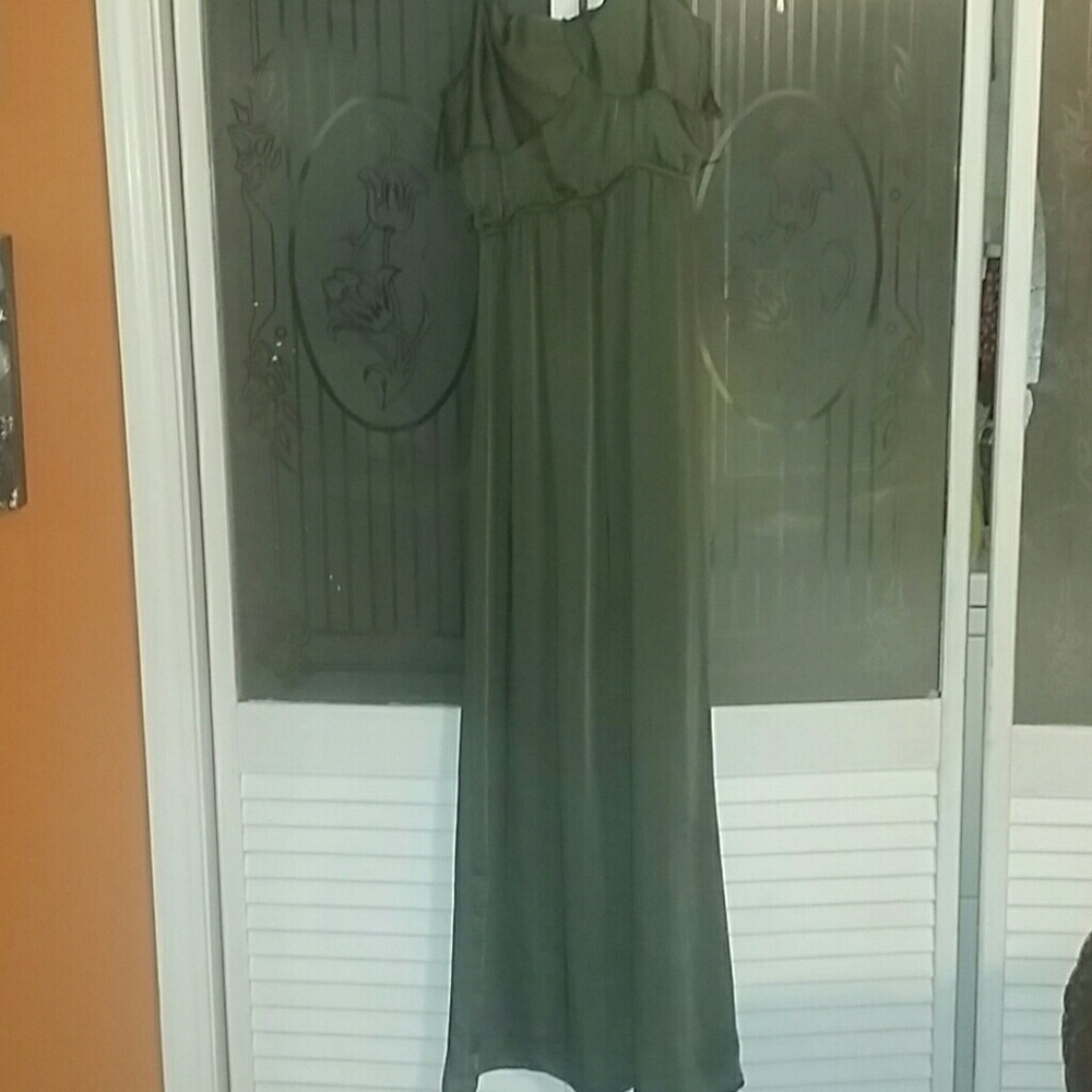 Hunter green maxi dress spaghetti strap