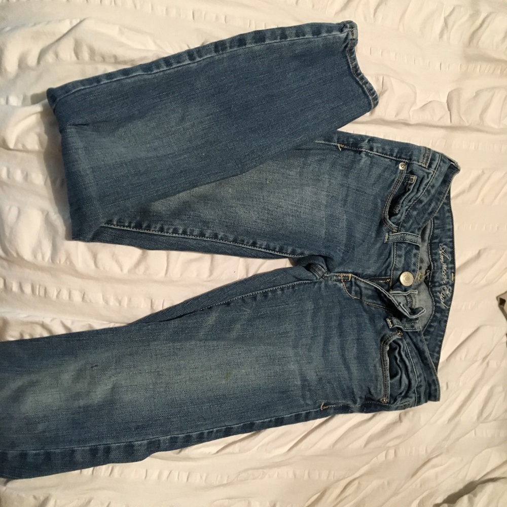 American Eagle skinny short blue jeans