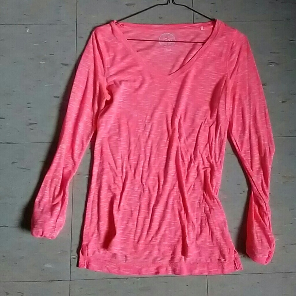 Long sleeve v-neck