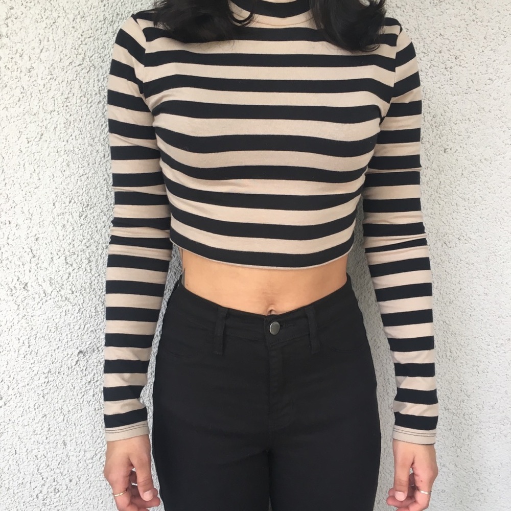 Brown and tan long sleeve crop top