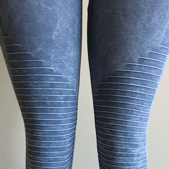 $25💋New Sexy Acid Wash Electric Yoga Leggings - Picture 5 of 7