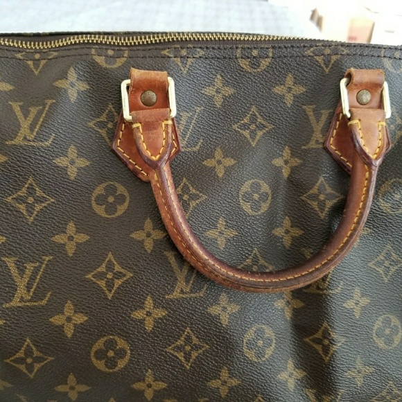 SOLD....Louis Vuitton Speedy 35 Authentic. - Picture 8 of 8