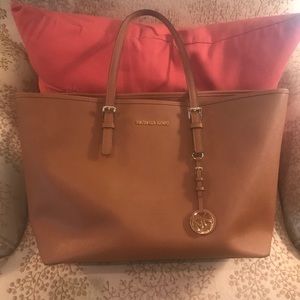 Michael Kors Jet Set Tote w/ original bag