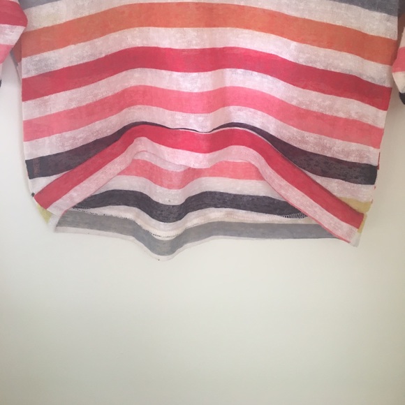 🌹Diagonal Multicolor Top🌹 - Picture 3 of 5