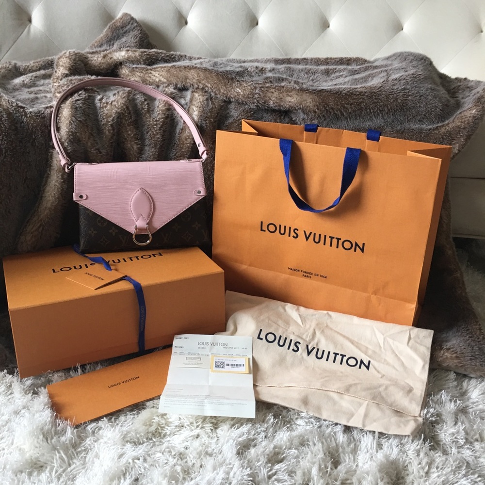 Louis Vuitton St. Michel Epi R. Bal