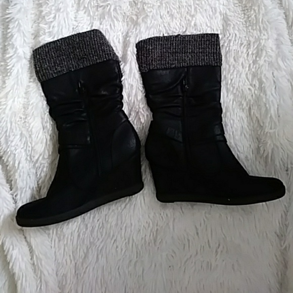 Roxy boots - Picture 2 of 5