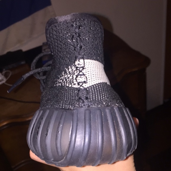 Yeezys v2 oreos - Picture 4 of 4