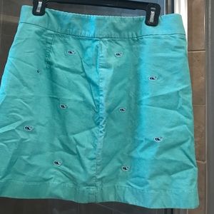 Mid length vineyard vines skirt worn once