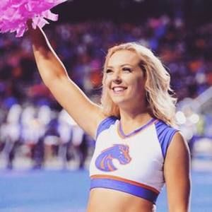 Meet your Posher, Carly