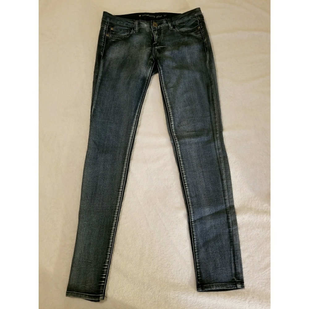 Hip hugger skinny jeans