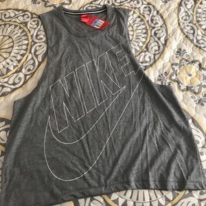 Nike signal muscle tank