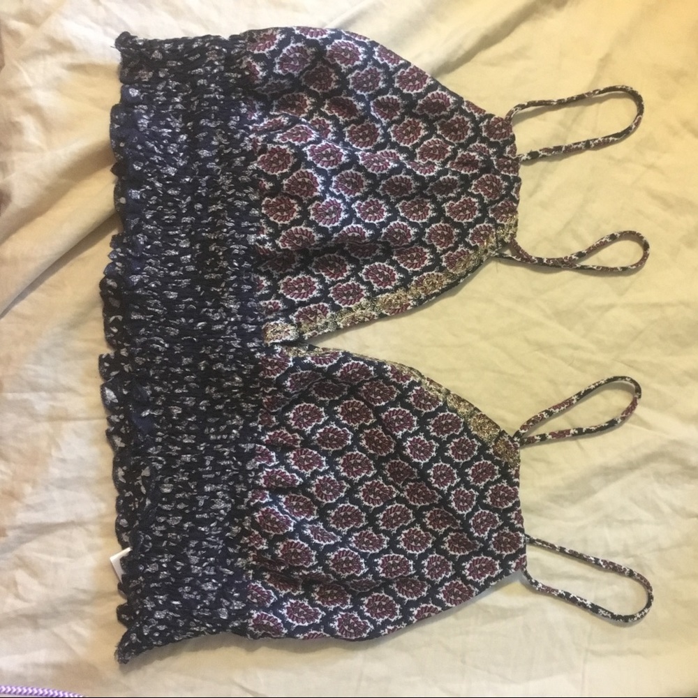 Crop top