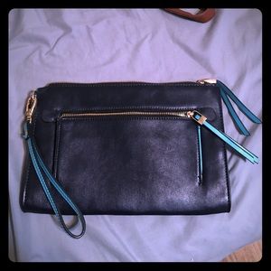 Aldo Clutch