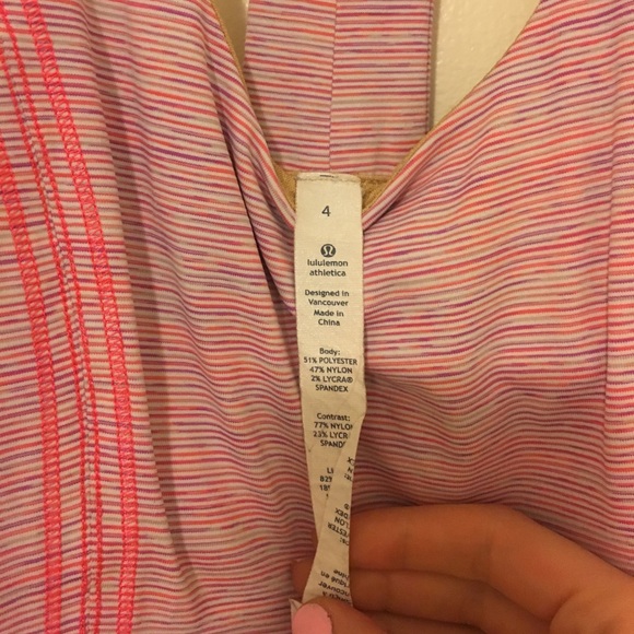 Lululemon workout top - Picture 3 of 4