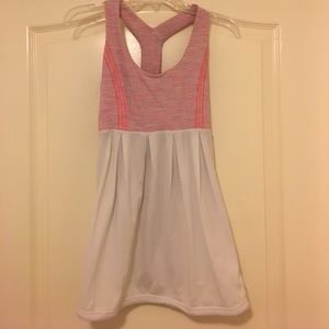 Lululemon workout top