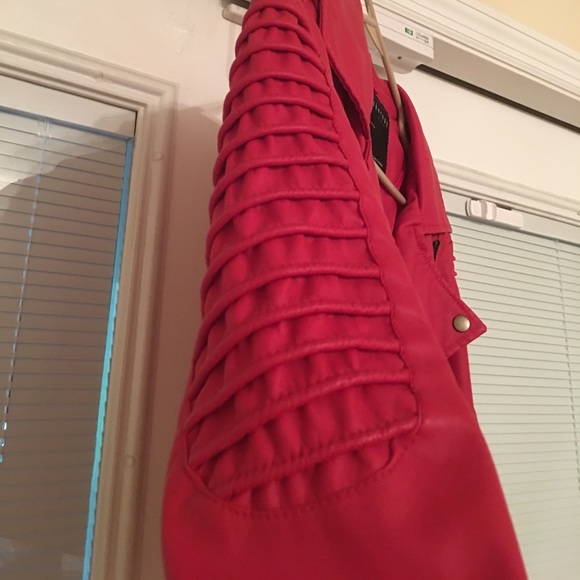 Therapy jacket - Picture 2 of 5