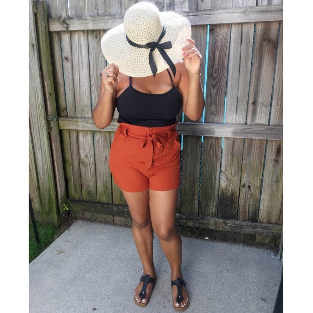 High waisted orange shorts 🍊