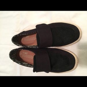Toms shoes