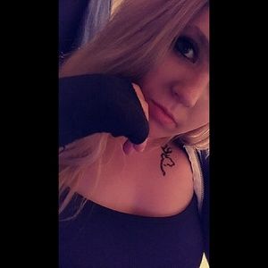 Meet your Posher, Faith