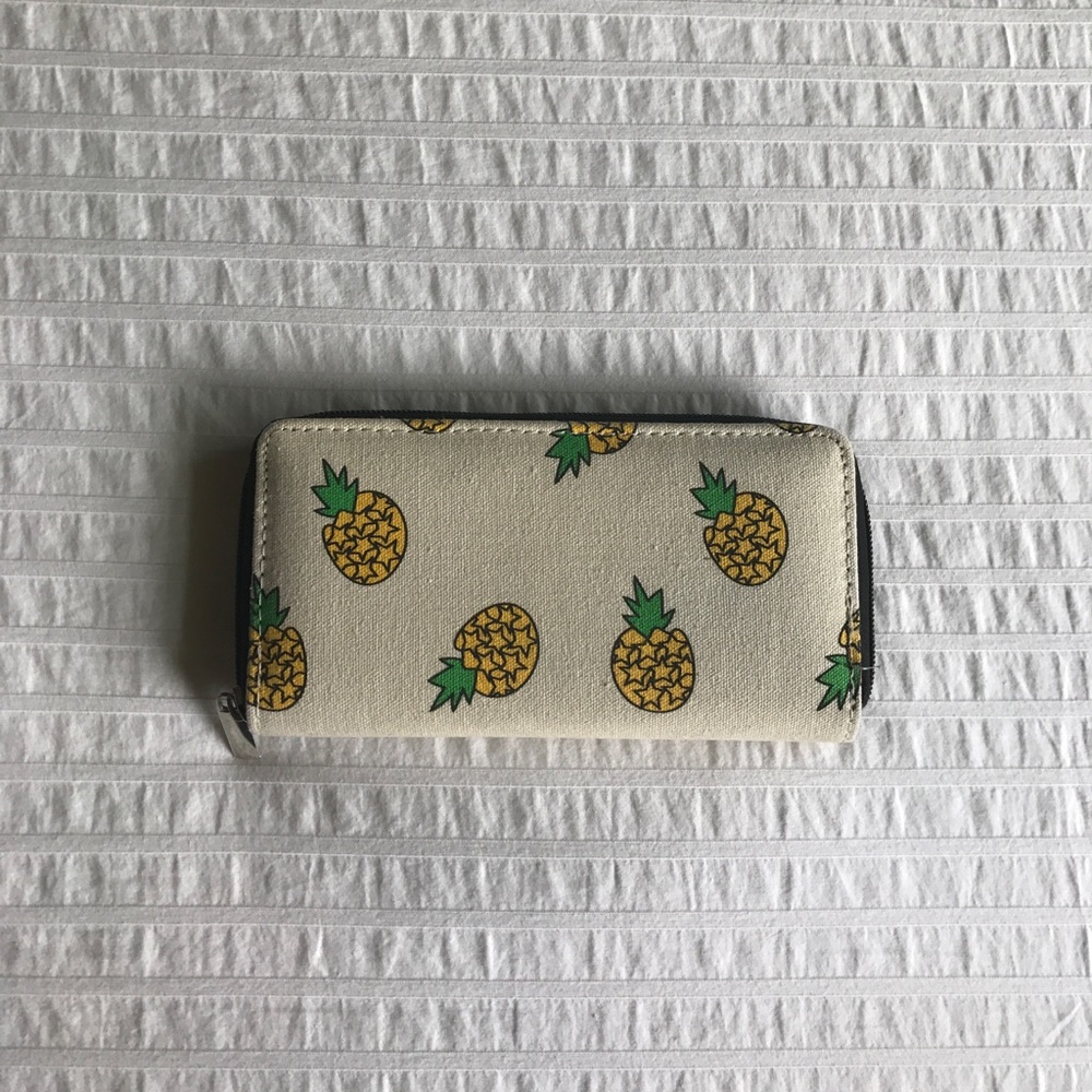 Pineapple Zip Up Wallet