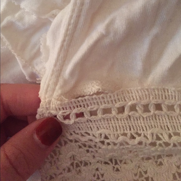 American Eagle Flowy Top - Picture 3 of 4