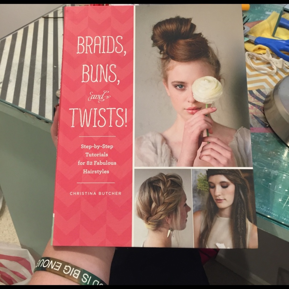 Hair Tutorial Book