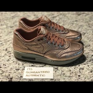 Nike air max 1 metallic bronze