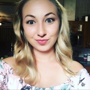 Meet your Posher, Brittany