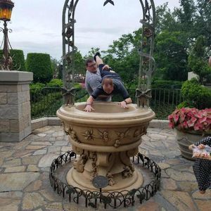 Meet your Posher, Justin