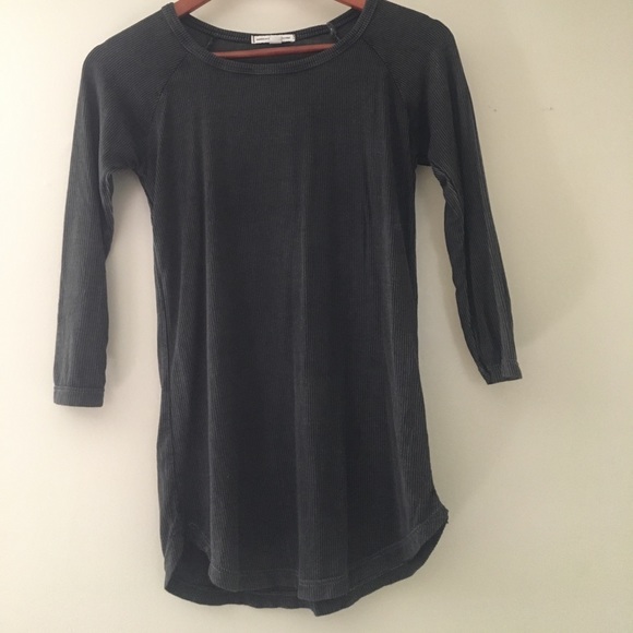 American Eagle Ribbed Three Quarter Length T-Shirt - Picture 1 of 4