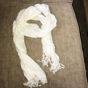 Wintery white scarf