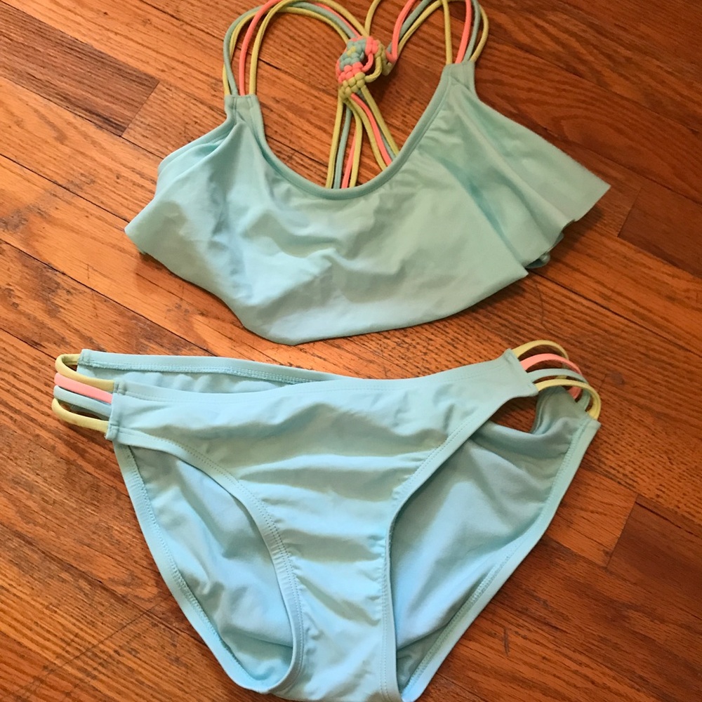 Bathing suit