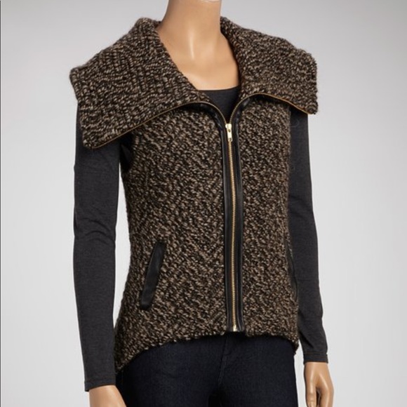 ⚡️SALE⚡️Shui Chen wool & leather foldover vest - Picture 1 of 8