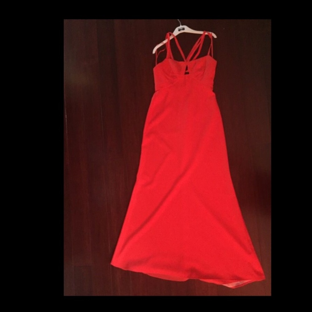 Dress - Picture 3 of 3